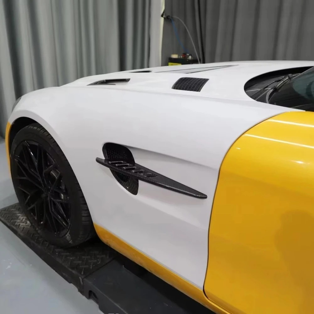 High Quality Fast Delivery Whole Sale Price Dry Carbon Fiber Fenders Body Kits for  GT GTS